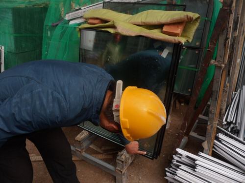 “安全、質(zhì)量、環(huán)?！比荦R下以優(yōu)異的成績迎接“十九大”的勝利召開