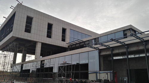 天工公司土建十七部小保當(dāng)一號(hào)食堂項(xiàng)目建設(shè)初見成效