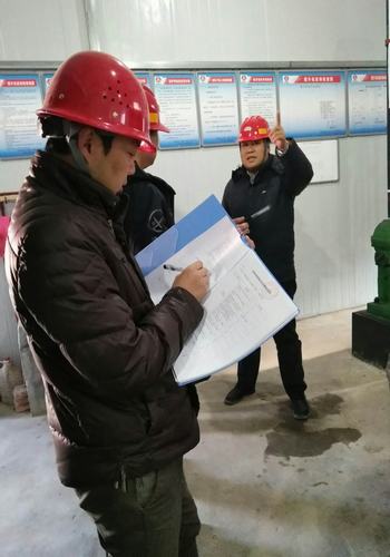 設(shè)備租賃中心狠抓設(shè)備現(xiàn)場(chǎng)管理工作