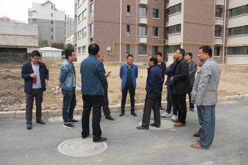 銅煤公司承建的銅煤2#小區(qū)水仙居5、6、7、8#樓順利通過竣工驗(yàn)收