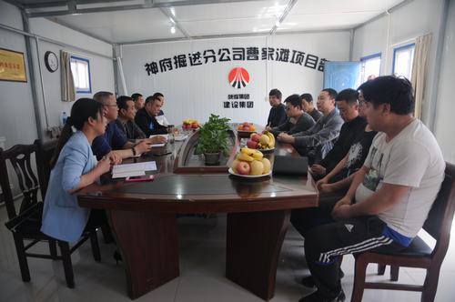 勞動節(jié)聽一線心聲  夯實班組建設(shè)基礎(chǔ)