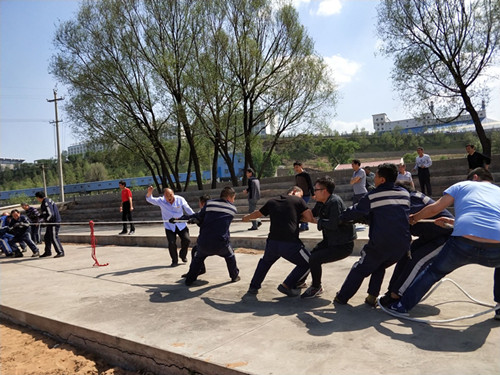 洗選煤檸條塔運(yùn)營(yíng)項(xiàng)目部開展慶“五一”活動(dòng)