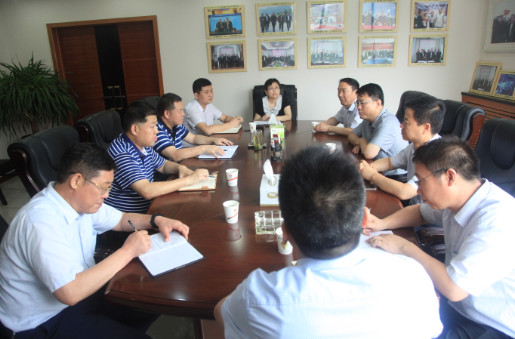 物資集團董事長郭旭東一行來我公司交流座談