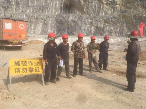 陜煤建設(shè)銅煤公司承建的年產(chǎn)20萬噸固體廢物收集、貯運(yùn)及預(yù)處理項(xiàng)目施工工作高效推進(jìn)