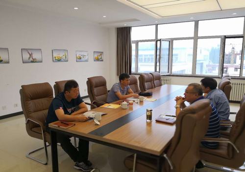 陜煤建設(shè)設(shè)備租賃中心實地考察積極籌措項目所需設(shè)備