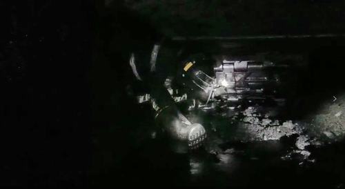 陜煤建設(shè)掘進(jìn)公司:深夜2點(diǎn)的搶修