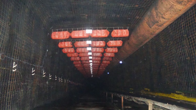 陜煤建設(shè)礦建三公司曹家灘項目部單巷掘進月進尺創(chuàng)新紀(jì)錄