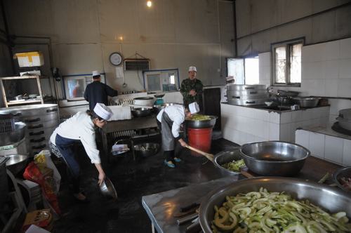 陜煤建設掘進公司:節(jié)支降耗不能忘卻員工冷暖