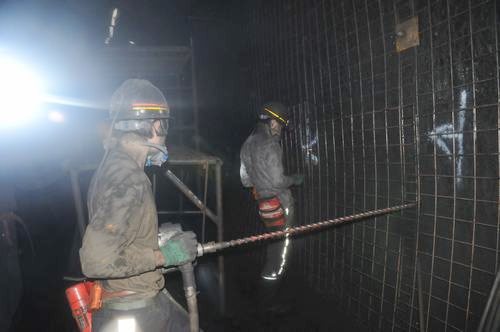 陜煤建設掘進公司：59.7米！曹家灘項目部單日進尺再創(chuàng)新高