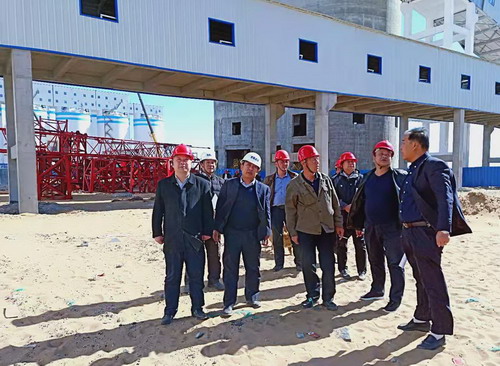 陜煤建設(shè)銅川公司第六項(xiàng)目部小保當(dāng)一號(hào)主斜井井口房至最終篩分車(chē)間棧橋工程順利通過(guò)竣工驗(yàn)收