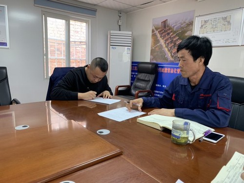 陜煤建設(shè)銅煤公司干部職工立下軍令狀，打好百日會(huì)戰(zhàn)攻堅(jiān)戰(zhàn)