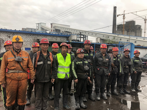 陜煤建設(shè)機電安裝公司神府項目部承建的5-2煤3#膠帶機安裝調(diào)試成功