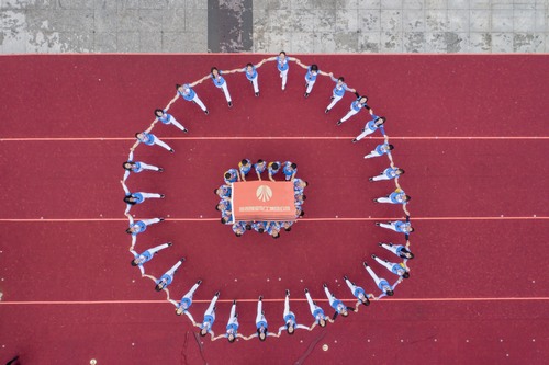 陜煤建設(shè)代表陜煤集團(tuán)榮獲陜西省國資委系統(tǒng)第二屆職工健身運(yùn)動(dòng)會(huì)健步行“最美團(tuán)隊(duì)”獎(jiǎng)