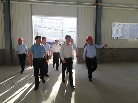 榆林市委書(shū)記戴征社一行蒞臨陜煤建設(shè)天工公司承建的清澗紅棗深加工項(xiàng)目調(diào)研指導(dǎo)工作