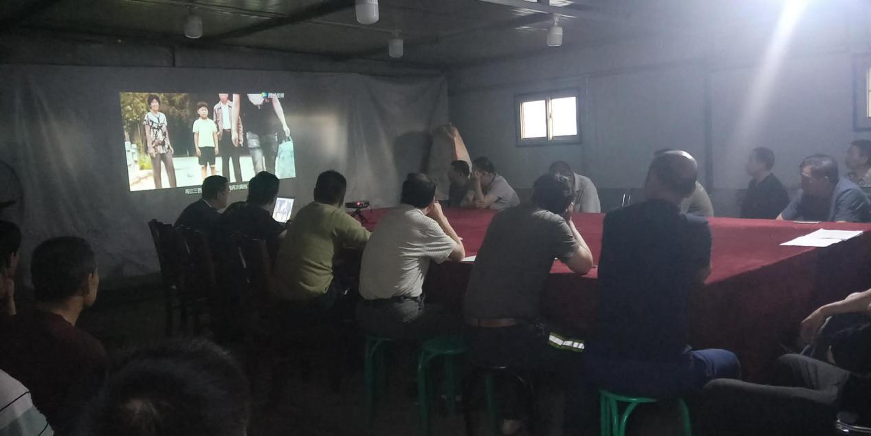 陜煤建設機電安裝公司小保當項目部：暢談安全感悟過“父親節(jié)”