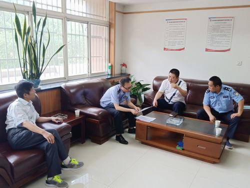 西安市公安局未央分局蒞臨陜煤建設(shè)物資公司檢查指導工作