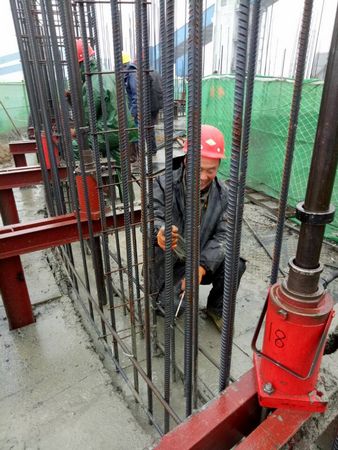 陜煤建設(shè)天工公司“百日安全”活動(dòng)中的寫真