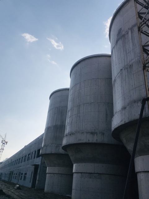 陜煤建設(shè)洗選煤運營公司安裝第五項目部一帆紙廠漿塔工程順利完工