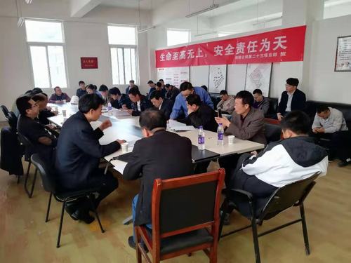 銅煤一、二號住宅小區(qū)最后一棟住宅樓順利通過竣工驗(yàn)收！