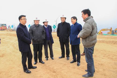 陜煤建設(shè)集團(tuán)承建的銀西高鐵彬州東站前廣場項目開工儀式順利舉行