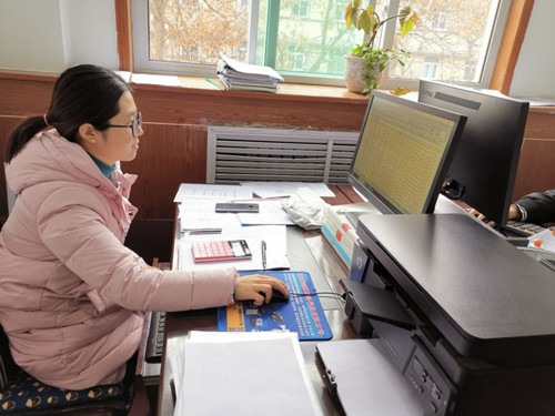 陜煤建設機電安裝公司：為農(nóng)民工服“定心丸”