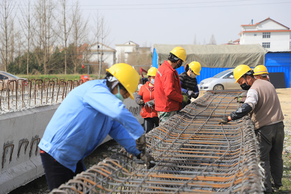陜煤建設(shè)漢中分公司開足馬力 實現(xiàn)復(fù)工復(fù)產(chǎn)滿負荷推進