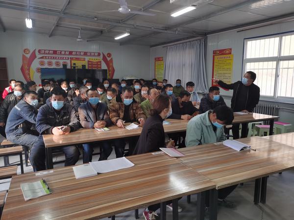 陜煤建設(shè)礦建二公司車村項(xiàng)目部扎實(shí)推進(jìn)“學(xué)法規(guī)、抓落實(shí)、強(qiáng)管理”活動(dòng)