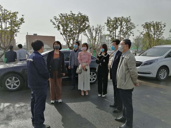 省國資委鄭玲、陜煤集團副總經理尚建選、陜煤研究院副院長王蘇健一行蒞臨陜煤研究院項目檢查指導工作