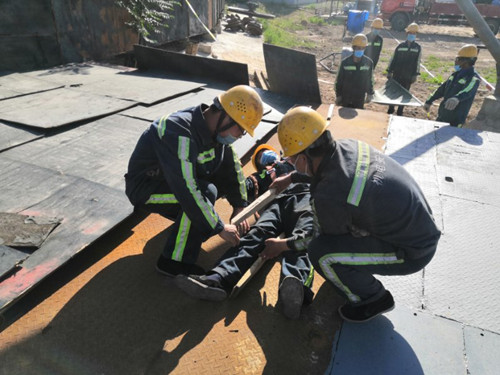 陜煤建設(shè)機電安裝公司彬長項目部：開展安全應(yīng)急演練促生產(chǎn)