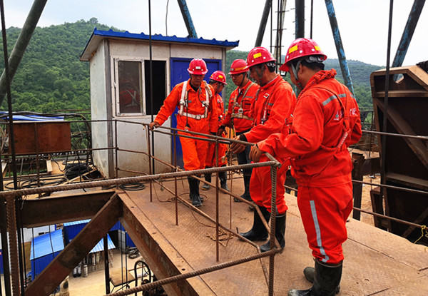 陜煤建設礦建三公司現(xiàn)場檢查督促“安全月活動”深入開展