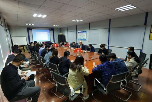 座談交流共提高，凝聚共識(shí)促發(fā)展