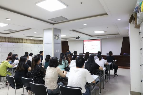 陜煤建設(shè)礦建二公司組織開展“兩會(huì)”宣講活動(dòng)