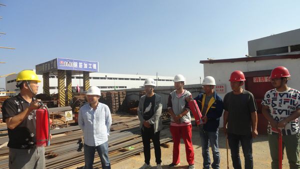 陜煤建設天工公司基層單位安全應急演練遇上“送清涼”慰問