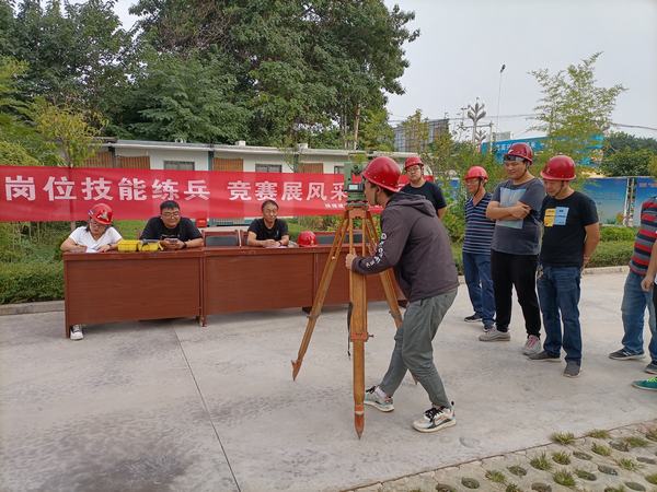 陜煤建設(shè)渭南分公司第五項(xiàng)目部“崗位技能練兵，競賽展風(fēng)采”促專業(yè)能力大提升