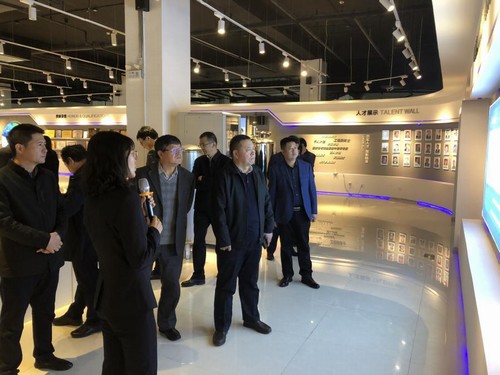 寧興剛、趙敬凱一行赴鄂爾多斯國家高新區(qū)考察項目