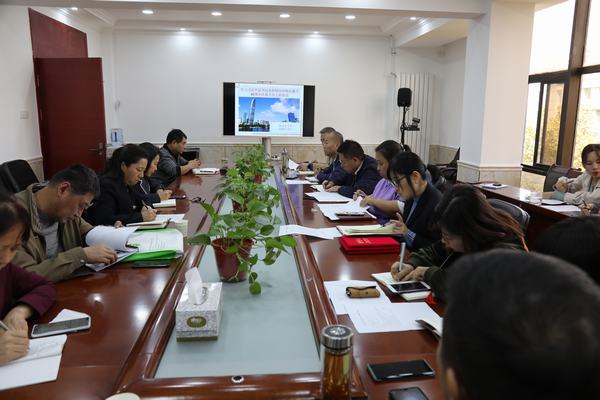 陜煤建設韓城分公司機關黨支部“比學習、比服務、比創(chuàng)新”活動助力中心工作