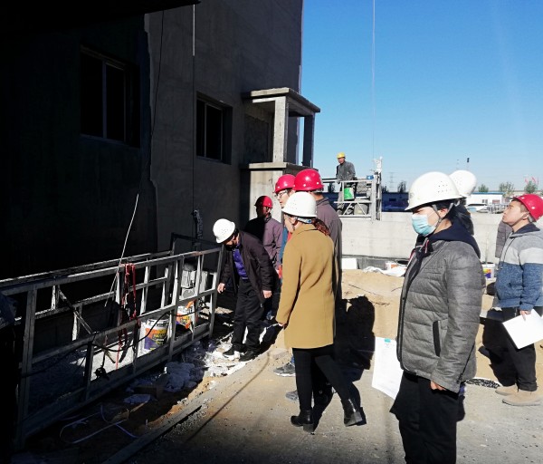 陜煤建設澄合分公司職工代表施工一線來“挑刺兒”