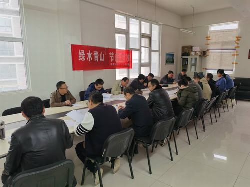 陜煤建設(shè)銅煤公司第二十三項(xiàng)目部承建銅煤一號(hào)居住區(qū)1、2、3#車(chē)庫(kù)順利通過(guò)驗(yàn)收