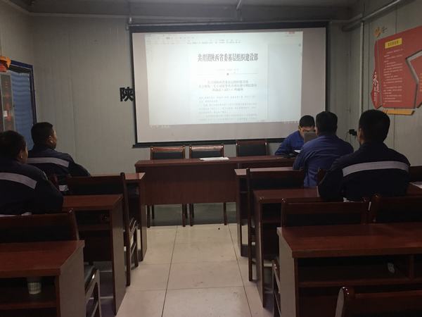 陜煤建設(shè)韓城分公司安裝三項目部“三個加強(qiáng)”開展團(tuán)員青年紀(jì)律作風(fēng)教育活動