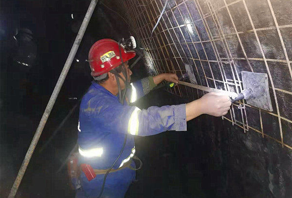 【春節(jié)一線報道】陜煤建設礦建三公司雙龍項目部：最美的“年味”叫堅守