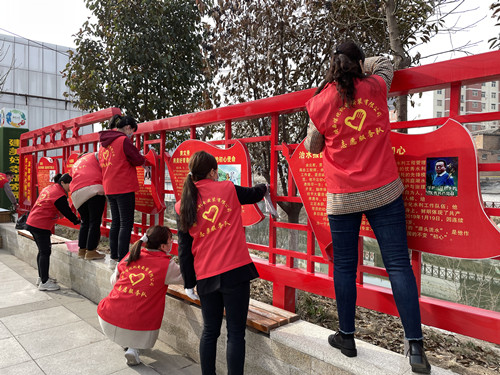 陜煤建設(shè)機電安裝公司：學(xué)雷鋒志愿服務(wù)在行動