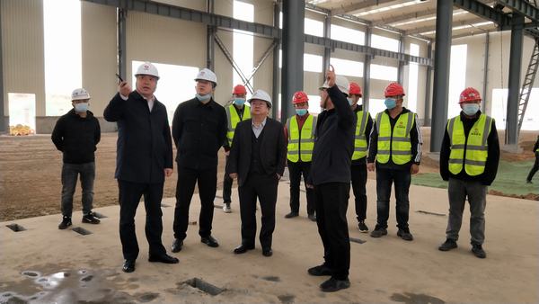 榆林城投集團(tuán)黨委書記、董事長(zhǎng)、總經(jīng)理郝君一行深入陜煤建設(shè)榆林公司杭蕭綠色鋼結(jié)構(gòu)產(chǎn)業(yè)制造基地項(xiàng)目檢查指導(dǎo)工作