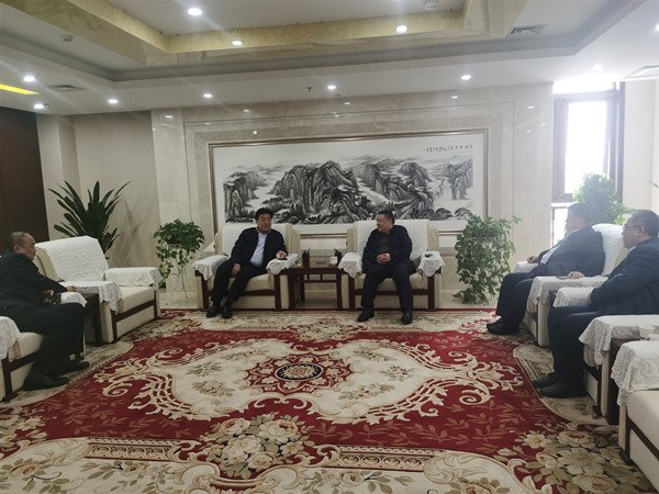 寧興剛、王寧到渭南城投公司交流洽談