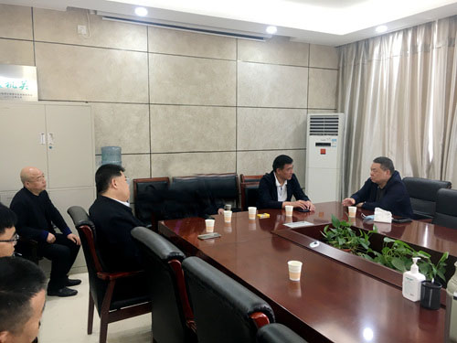 寧興剛、王寧在渭南梅園新村項(xiàng)目調(diào)研