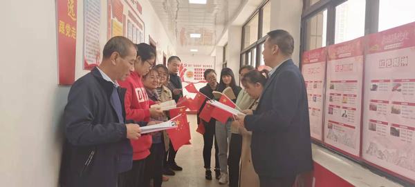 陜煤建設(shè)韓城分公司機(jī)關(guān)黨支部開展“百年黨史 紅色經(jīng)典誦讀”活動