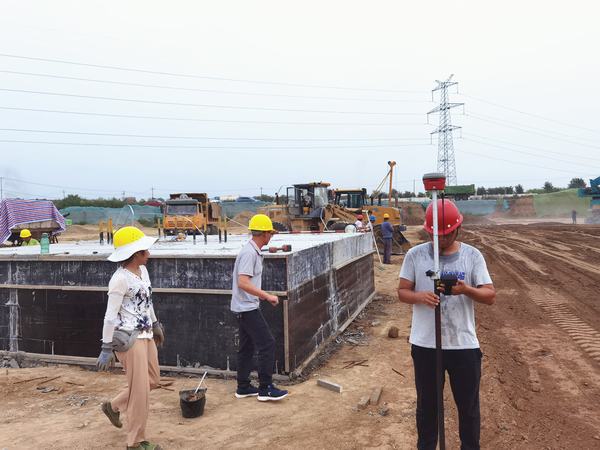 陜煤建設(shè)韓城分公司：炎炎夏日  “暑”你最美