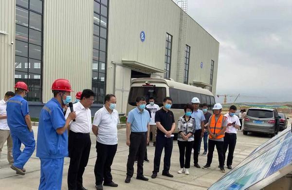 陜西省人大財經(jīng)委主任委員、財經(jīng)工委主任李健一行蒞臨榆林市杭蕭綠色鋼結(jié)構(gòu)產(chǎn)業(yè)制造基地項目調(diào)研指導(dǎo)