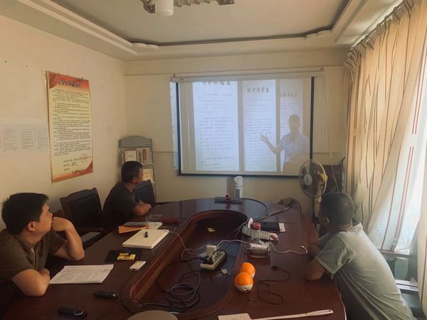 陜煤建設(shè)天工公司土建第二黨支部開(kāi)展“傳承紅色家風(fēng)、涵養(yǎng)初心使命”主題黨日活動(dòng)