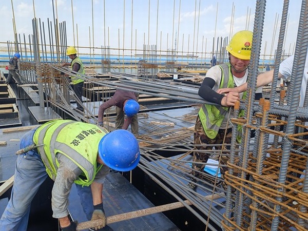 【國慶“走一線”（四）】 鏡頭記錄陜煤建設(shè)者最美時刻