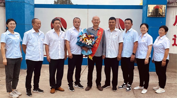 陜煤建設澄合分公司物資設備管理部：全員暖心送戰(zhàn)友 陽關山水再一程